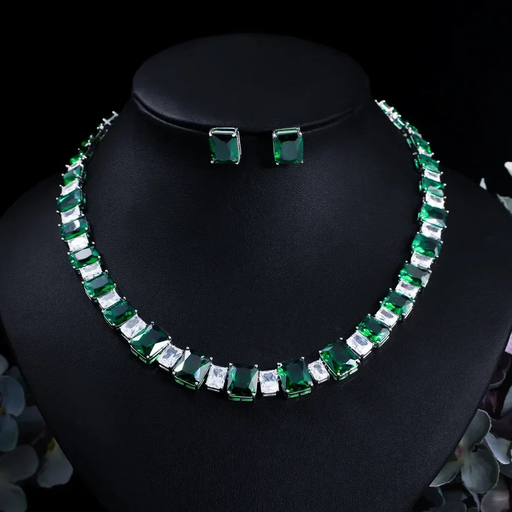 Emerald Diamond Jewelry Set
