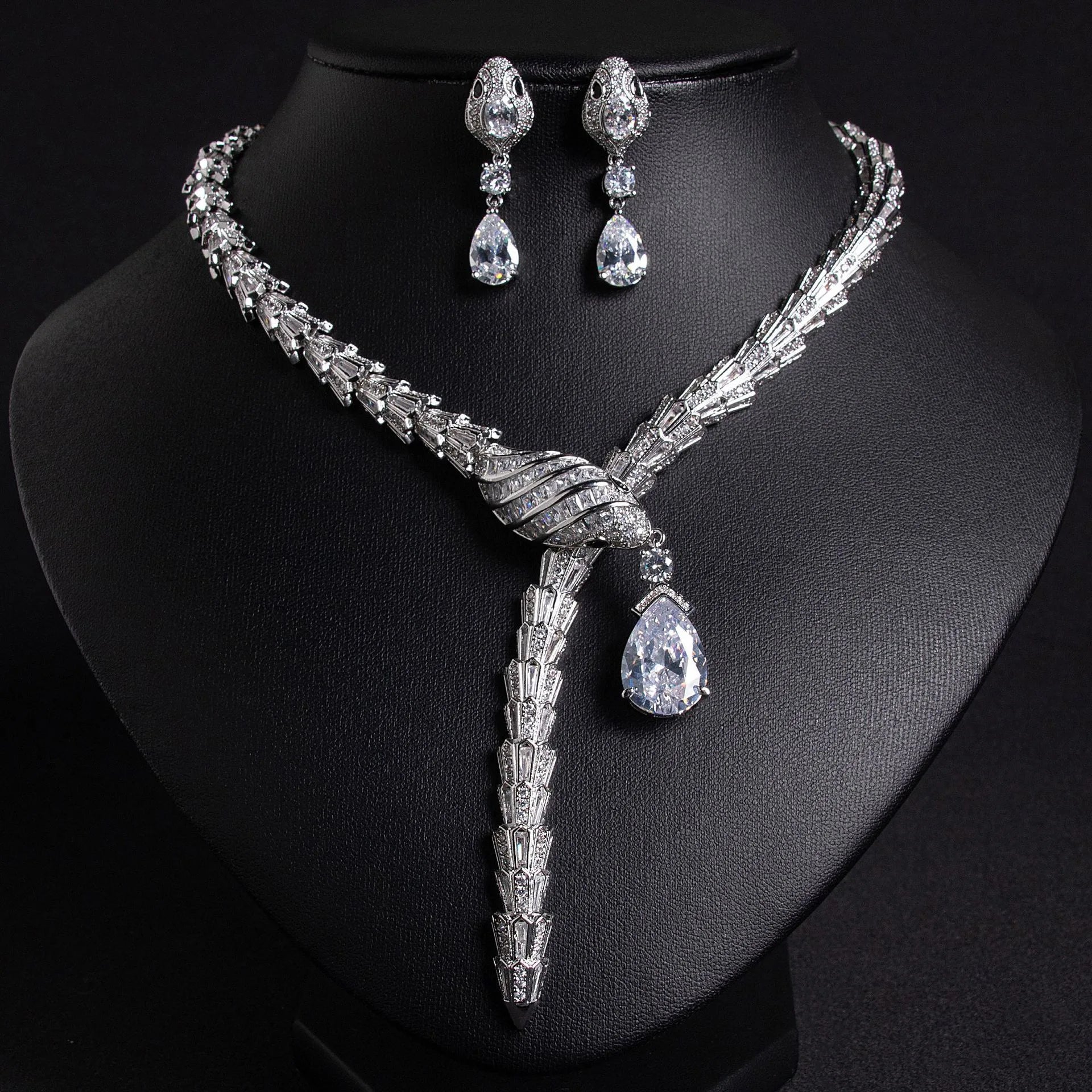 Snake Shape Necklace Earrings Set