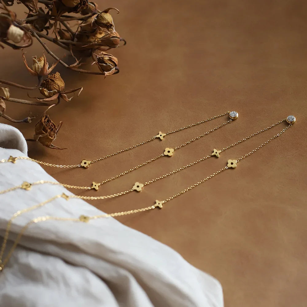 Zircon Flower Pendant Necklace