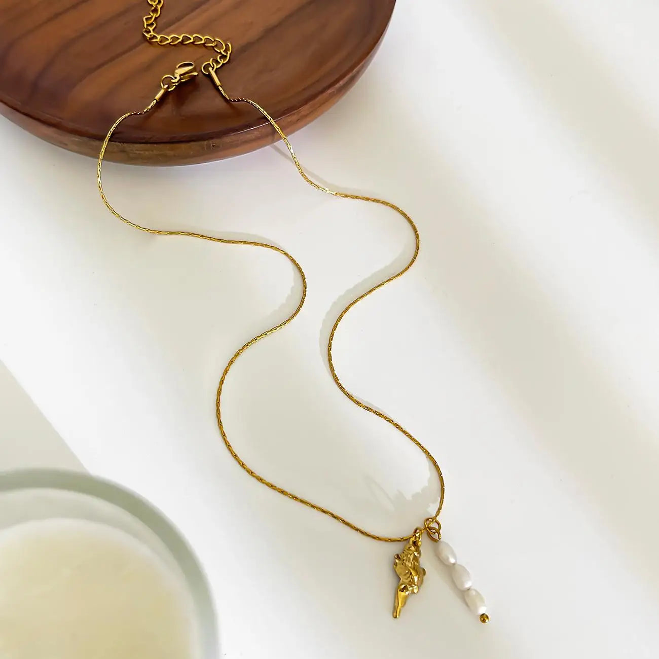 Starfish Shell Pendant Necklace