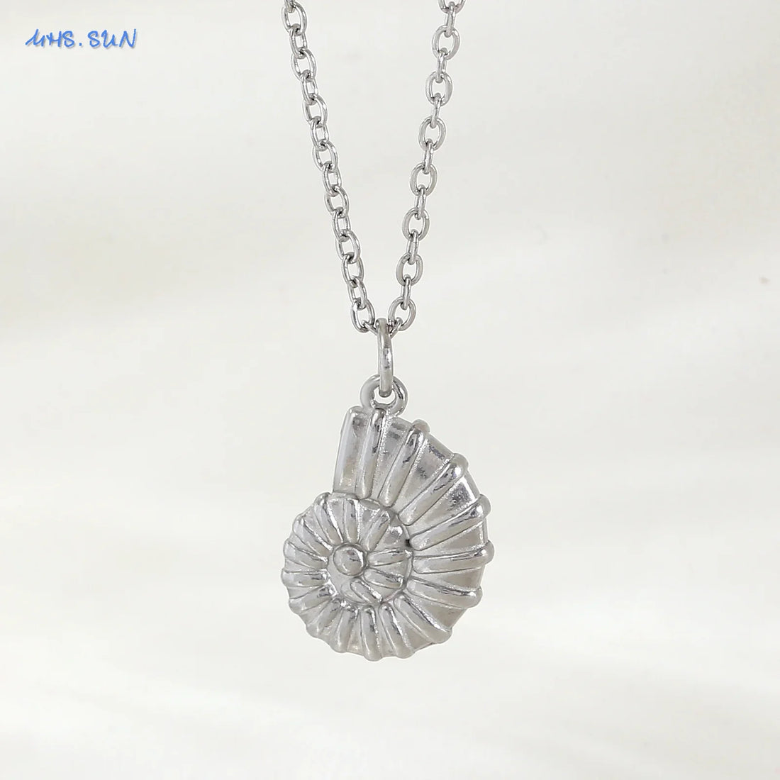 Starfish Shell Pendant Necklace