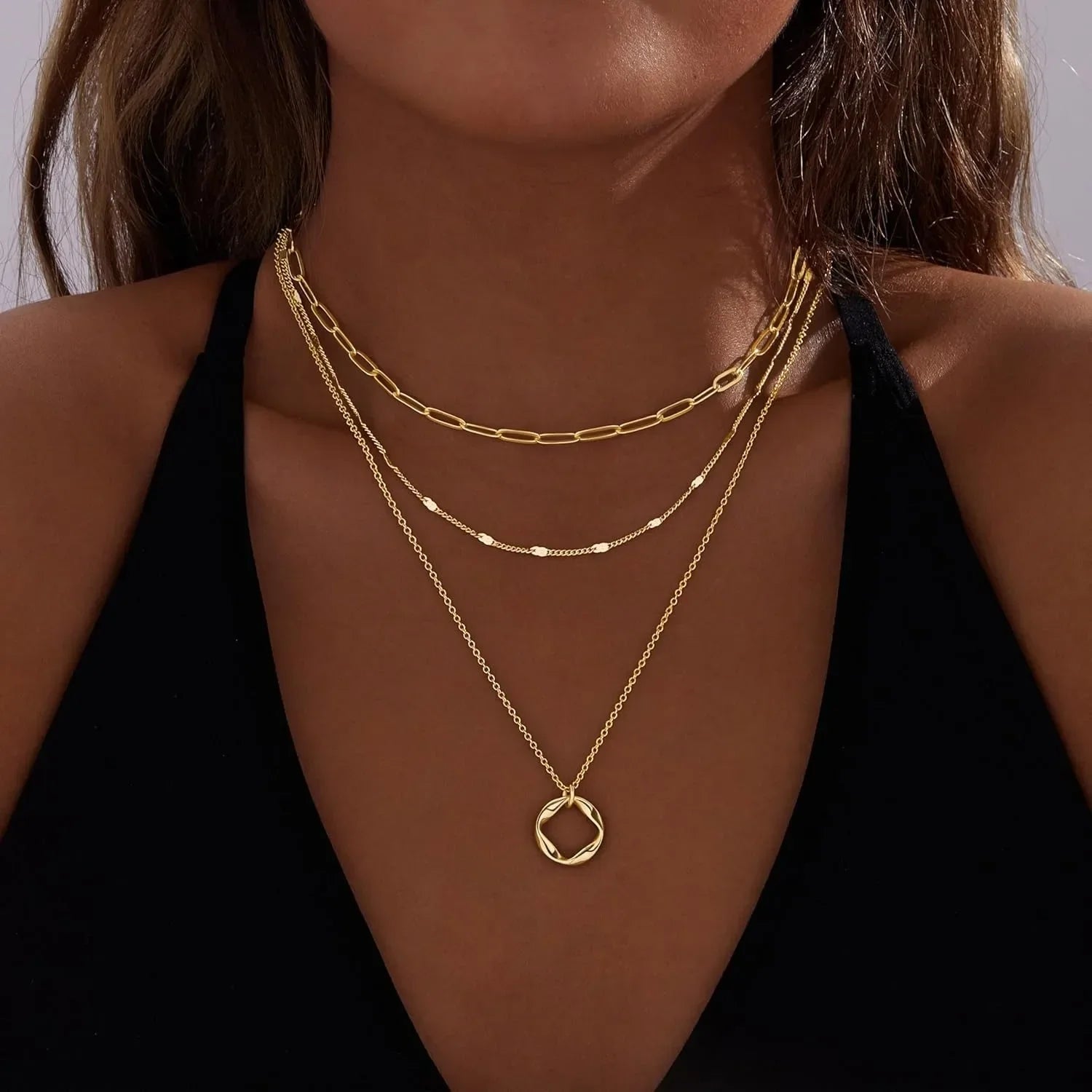 Layered Chain Pendant Necklace Set